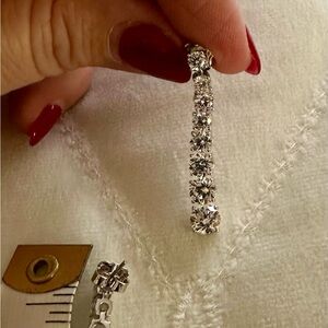 Elegant Silver and clear gem Drop Earrings